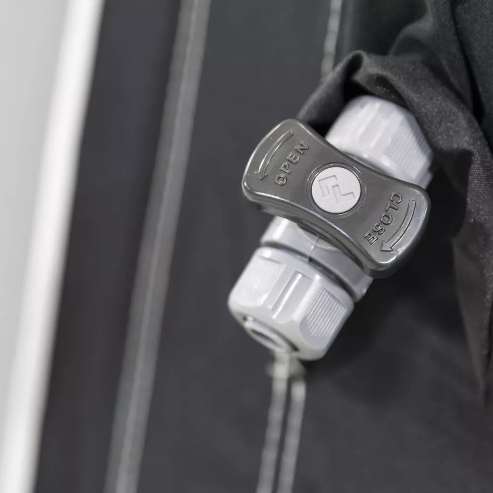 Wohnwagen-Vorzelt Dometic Rally Air Pro 390 S 4 Wohnwagen-Vorzelt Dometic Rally Air Pro 390 S – Bild 4